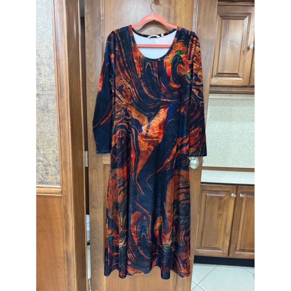 Soft Surroundings Black & Orange Abstract Swirl Long Sleeve Maxi Dress